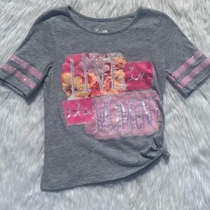 Justice girls youth shirt, size 8